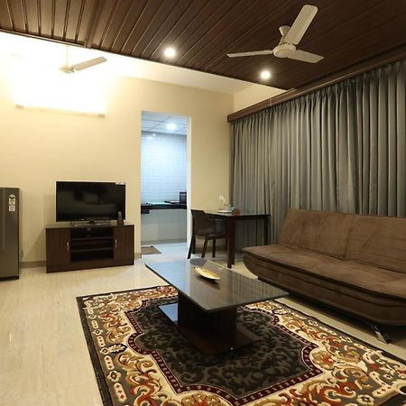 Minas Manor Hotel Tiruchirappalli Екстериор снимка