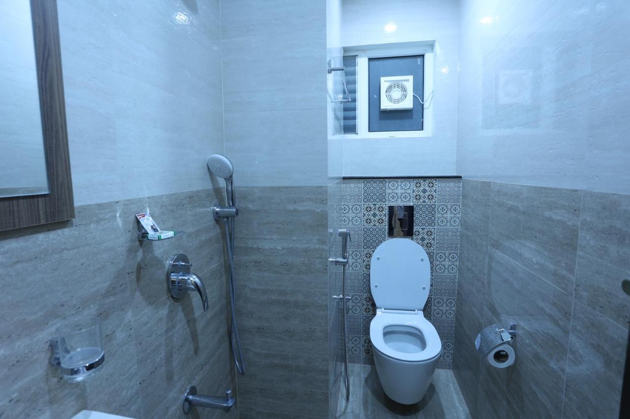 Minas Manor Hotel Tiruchirappalli Екстериор снимка