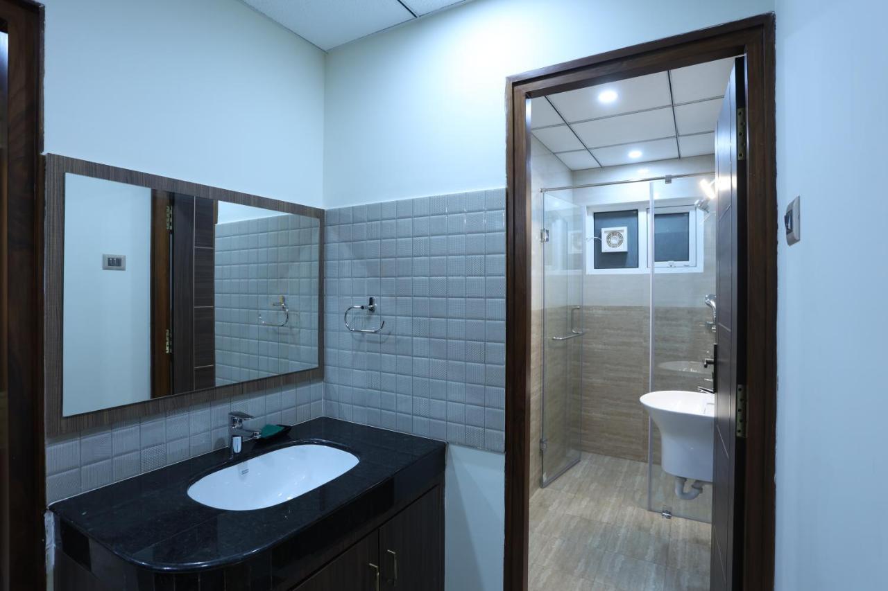 Minas Manor Hotel Tiruchirappalli Екстериор снимка
