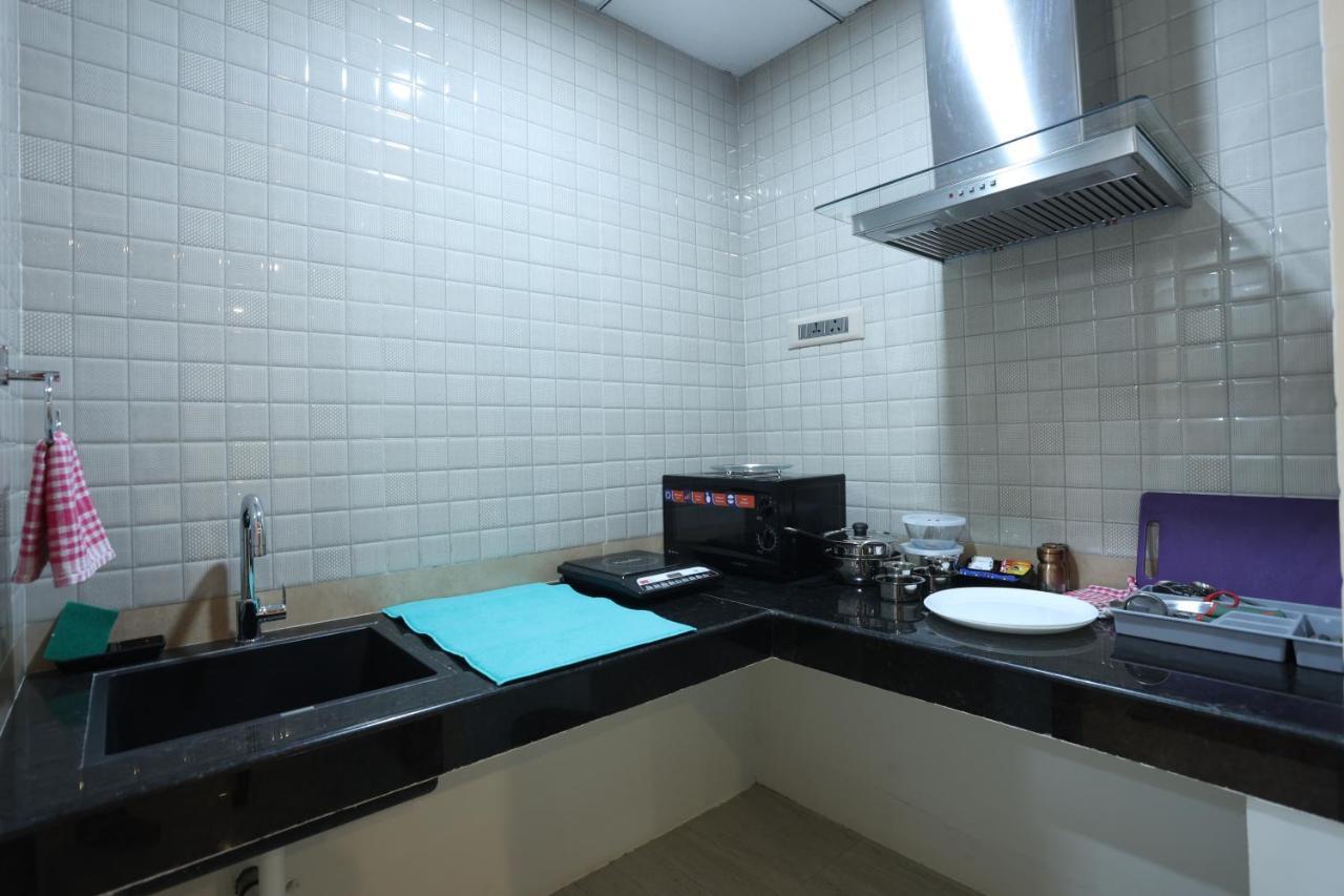 Minas Manor Hotel Tiruchirappalli Екстериор снимка